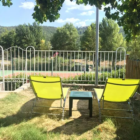 Mazet De Vacances Dans Le Domaine De L'espai