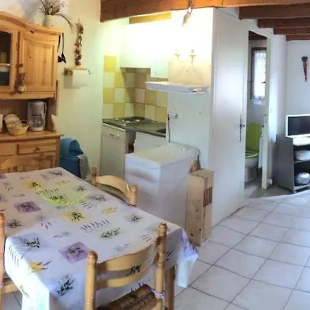 Mazet De Vacances Dans Le Domaine De L'espai * Saint-Martin-de-Bromes